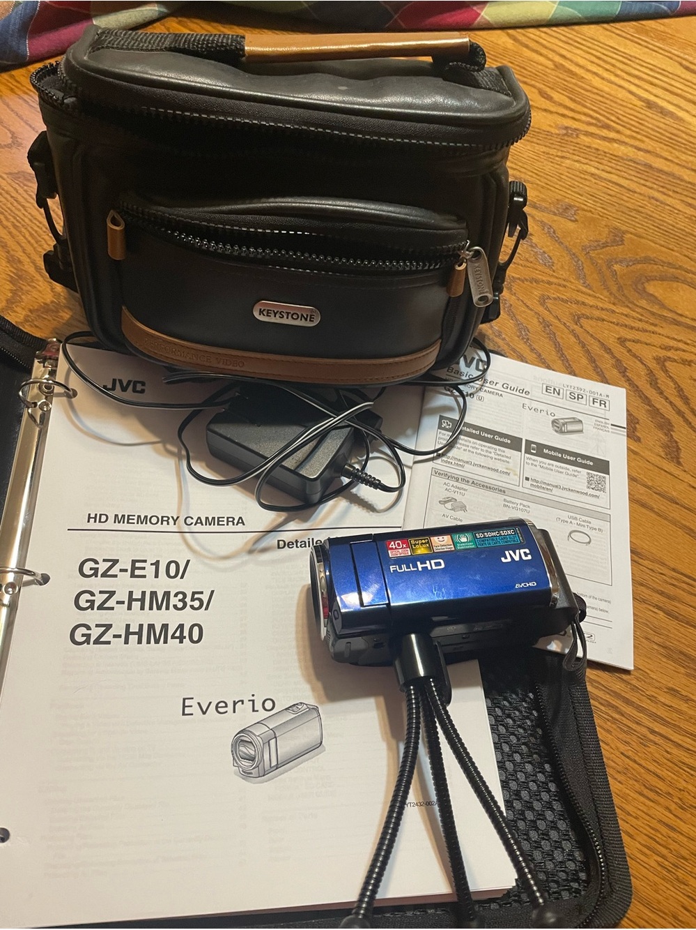 JVC Everio Full HD Blue HD Memory Camcorder with charger tested